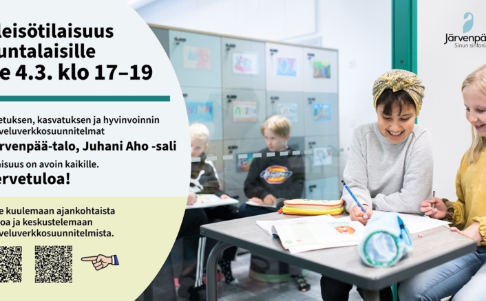 Kuva, jossa mainostetaan yleisötilaisuutta Järvenpäässä. Tekstissä kerrotaan, että tilaisuus järjestetään 4.3. klo 17-19 Järvenpää-talossa, Juhani Aho -salissa. Tilaisuus on avoin kaikille ja tervetuloa. Kuvassa kaksi lasta lukemassa kirjaa, taustalla kaappeja ja kaksi lasta lisää.