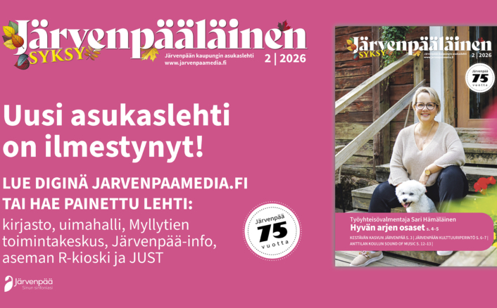 Vaaleanpunainen Syksy-Järvenpääläinen 2/2026 -lehden julkaisukuva. Kuvassa kerrotaan uuden asukaslehden ilmestymisestä ja painetun lehden jakelupisteistä. Oikealla lehden kansi, jossa työyhteisövalmentaja Sari Hämäläinen istuu portailla valkoisen koiran kanssa.