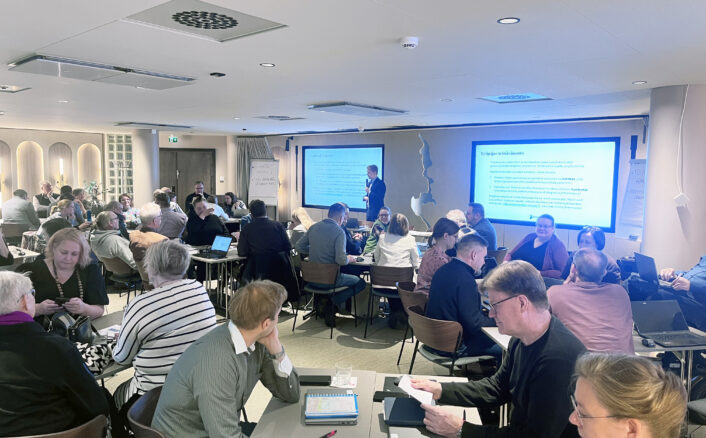 valtuustoseminaarissa